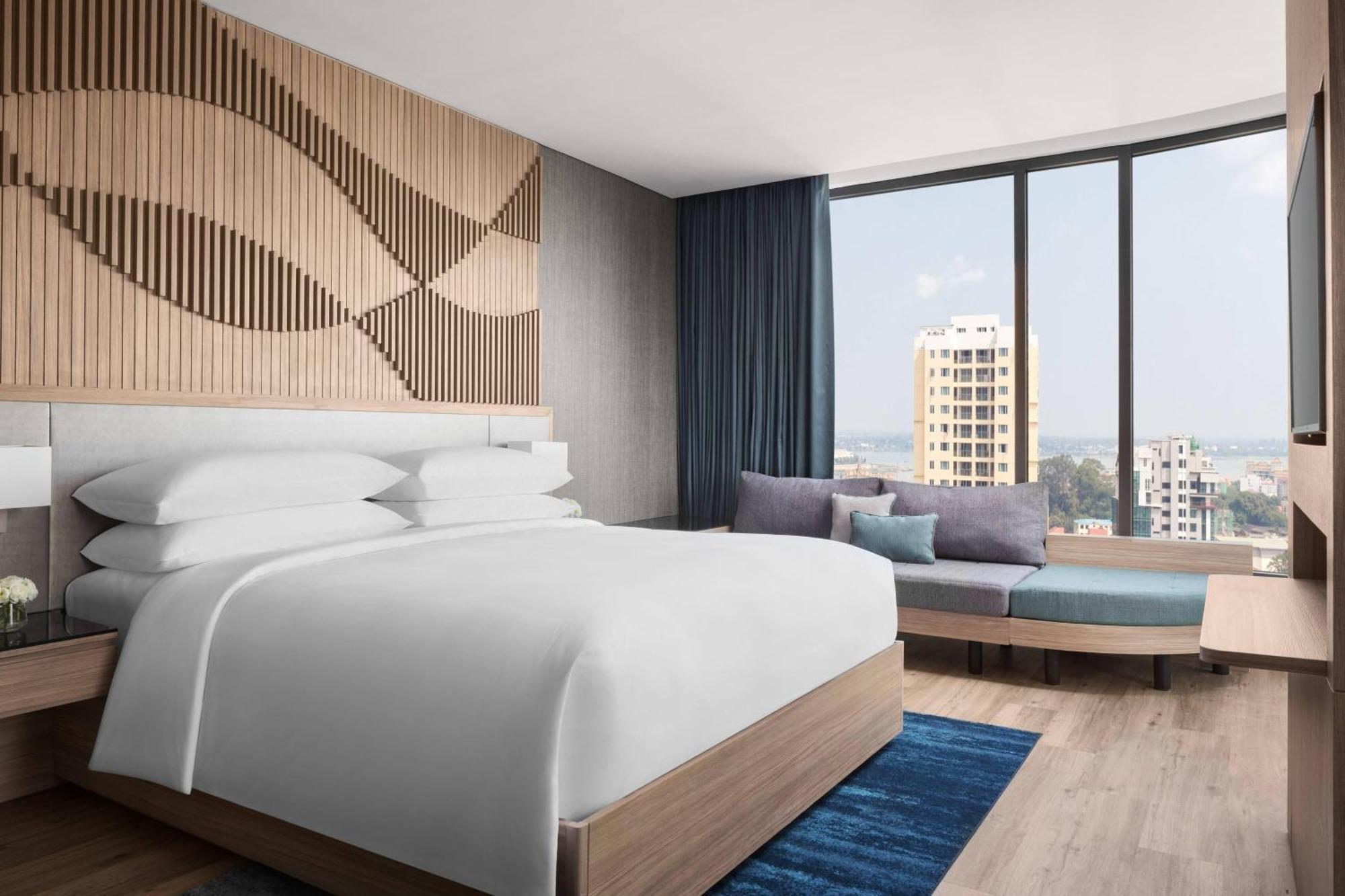 מלון Courtyard By Marriott פנום פן מראה חיצוני תמונה