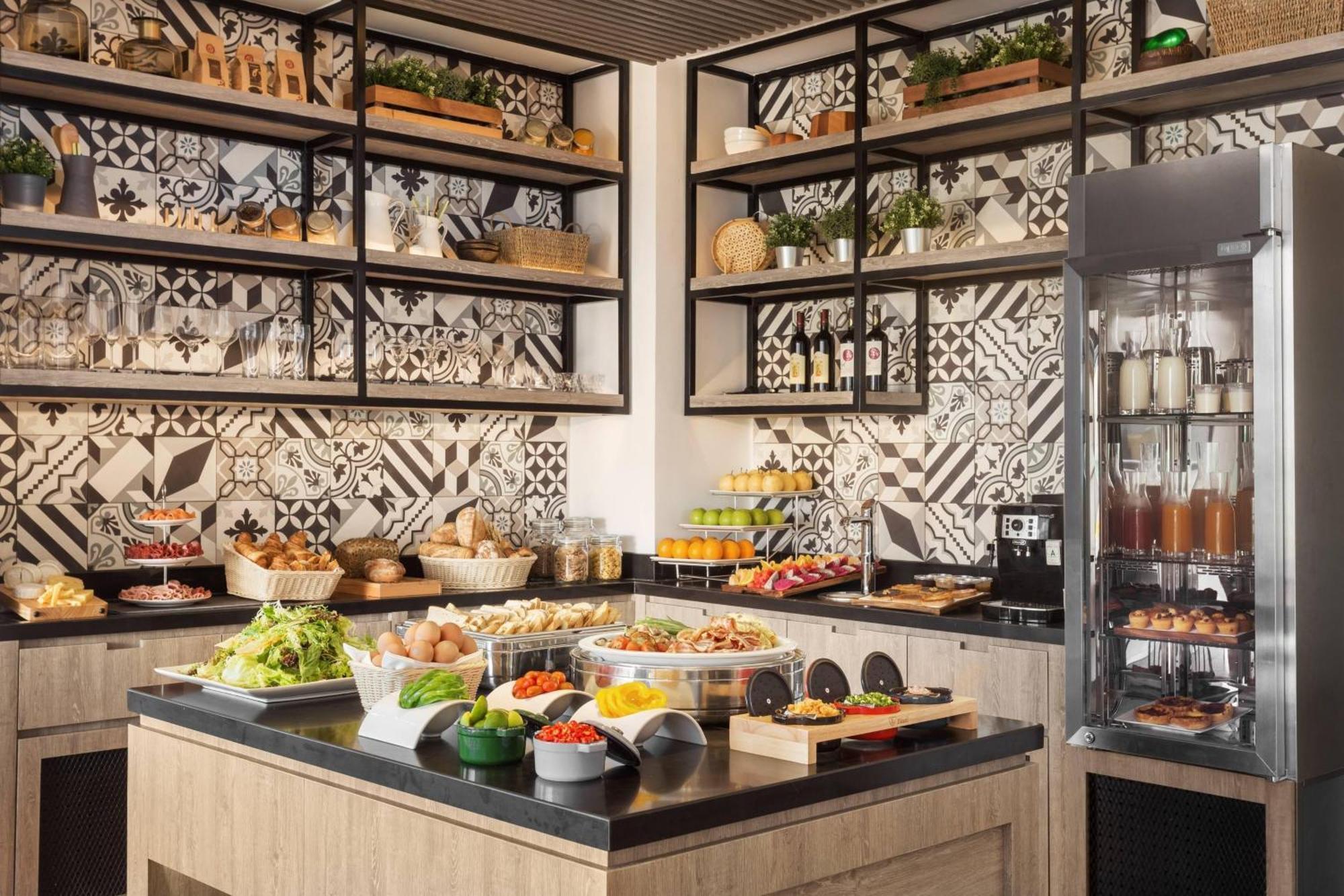 מלון Courtyard By Marriott פנום פן מראה חיצוני תמונה