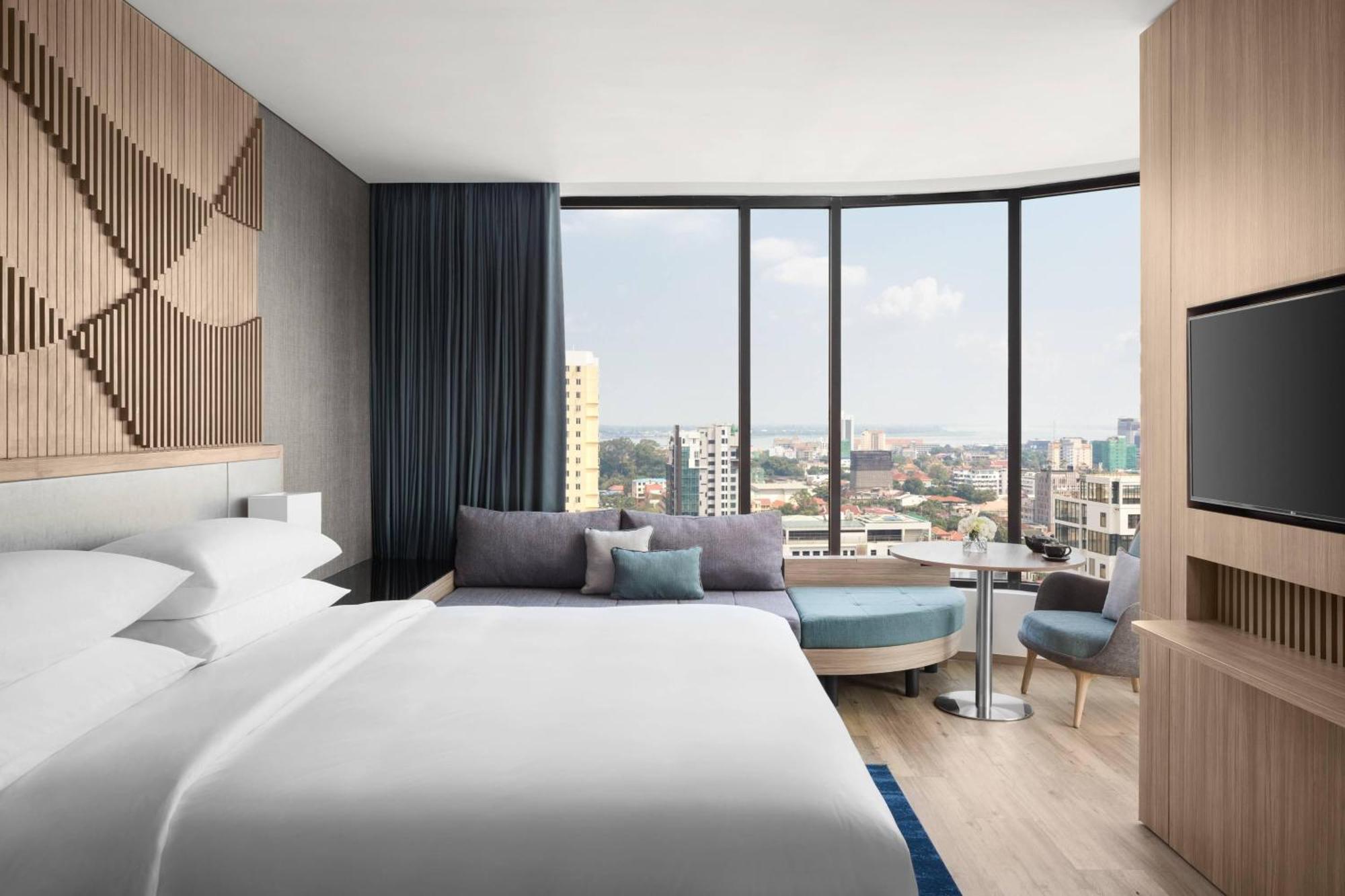 מלון Courtyard By Marriott פנום פן מראה חיצוני תמונה
